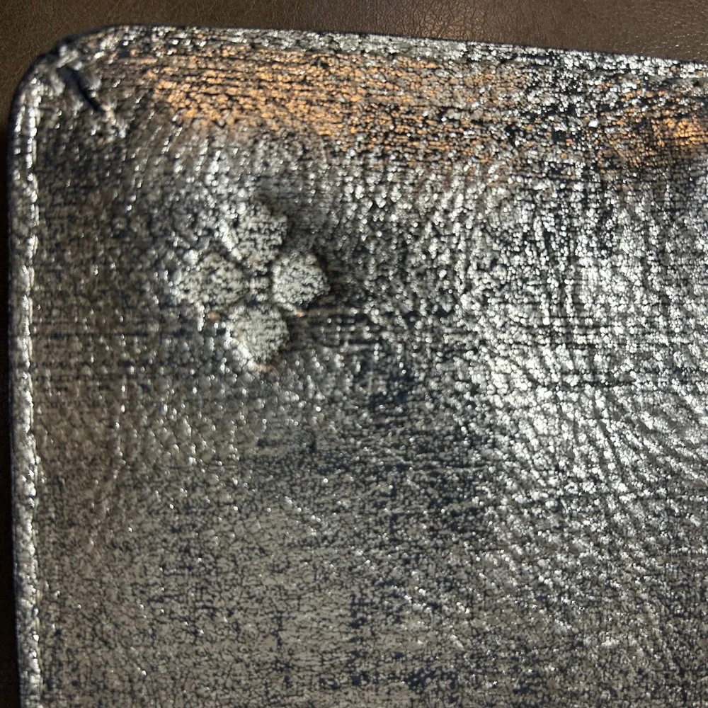 Patricia Nash‎ Cassini wristlet in metallic tooled leather Embossed Gold